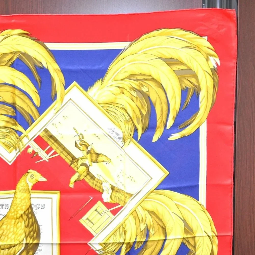 Authentic HERMES Carre 90 Scarf "COMBATS DE COQS" Silk Red Blue - Picture 3 of 16